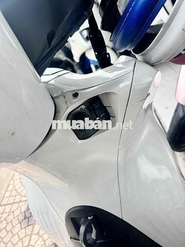 Honda SH 125 2025 Trắng