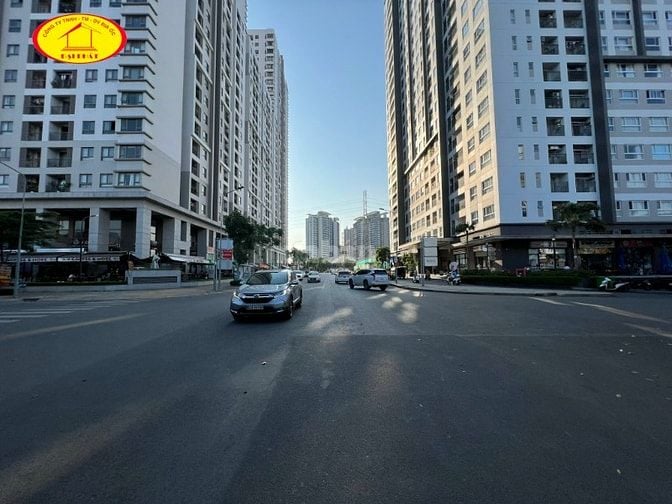 Bán mặt tiền Lê Văn Lương 3500m2 đã có dự án xây chung cư 18 tầng