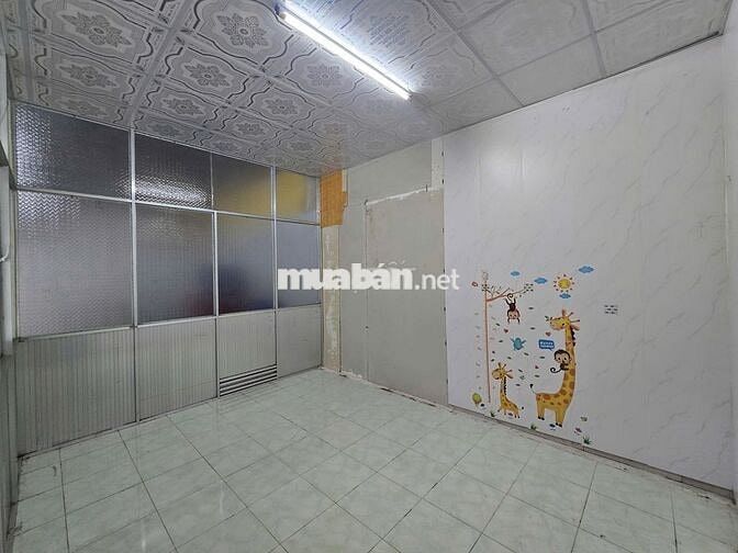 Mặt bằng ngang 8M hẻm đường Trần Hoàng Na 10 triệu