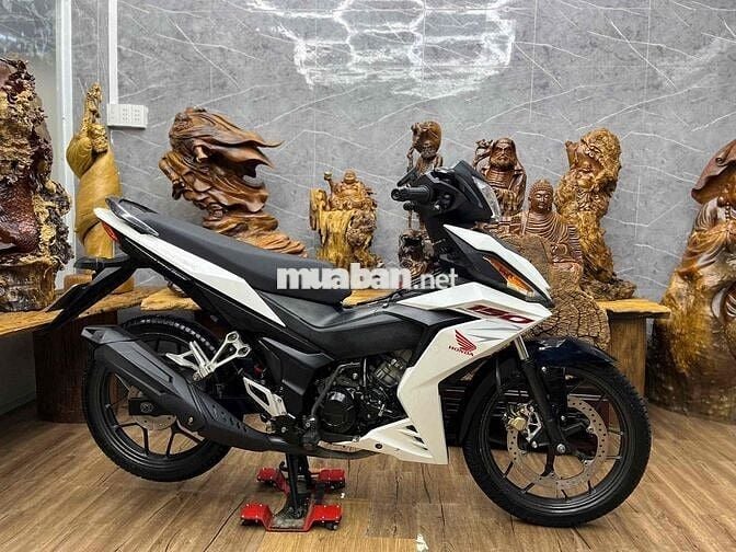 Honda Winner V1 2017 có cmc máy khoẻ, êm