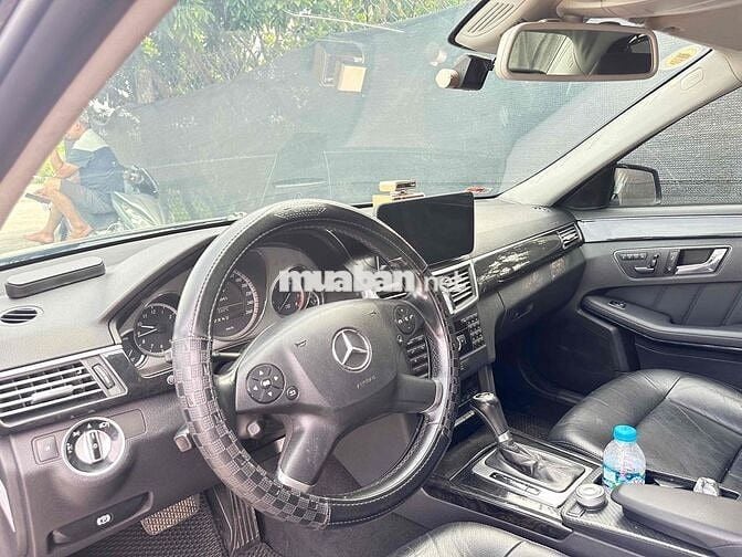 Mercedes-Benz E250 2010 Đen