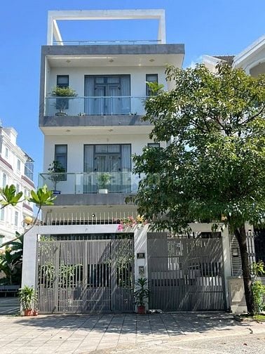 Cho thuê mặt bằng 160m2 , 100m2  làm Văn phòng / kho 