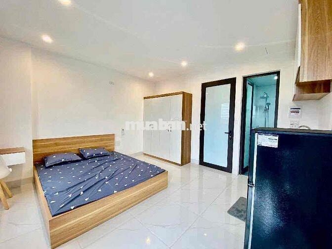 mình còn trống 3 phòng khép kín full nt 30m . Thang máy, pccc sát ô to