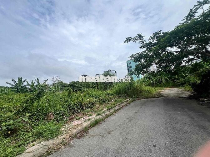 68m2, thổ cư ngang 4ngay chợ Phú Thuận Quận 7, chỉ 5 tỷ nhíc