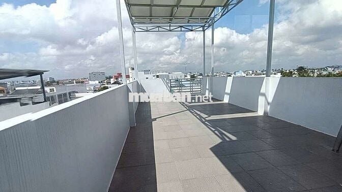 Cho thuê nhà mặt tiền Lý Chính Thắng thuận tiện kinh doanh