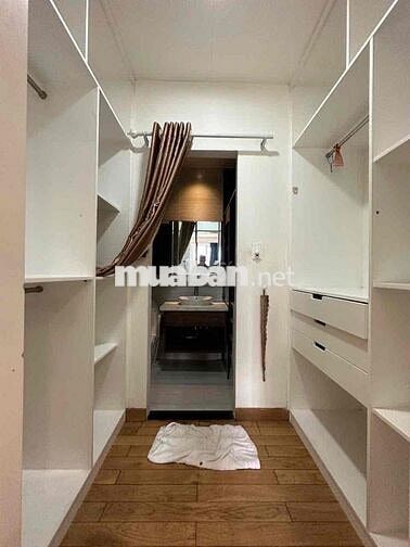 Cho thuê căn hộ Studio Ban công Q1 gần chợ Bến Thành, Bùi Viện
