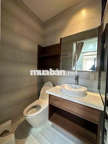 Cho thuê căn hộ Studio Ban công Q1 gần chợ Bến Thành, Bùi Viện