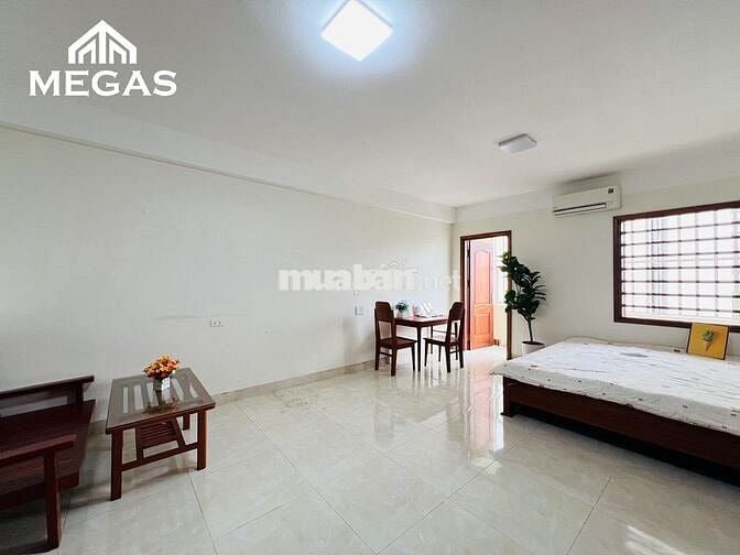 CHO THUÊ CĂN HỘ STUDIO BAN CÔNG CỬA SỔ NGAY CÔNG VIÊN CẦU GIẤY