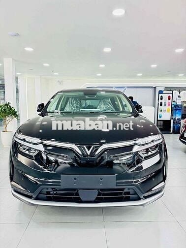 VinFast VF 8 ECO