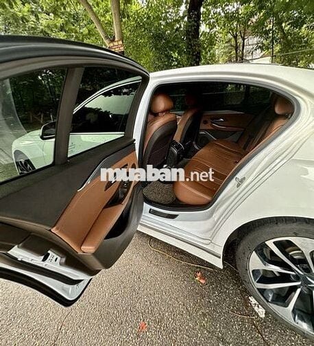 VinFast Lux A2.0 2023 Trắng