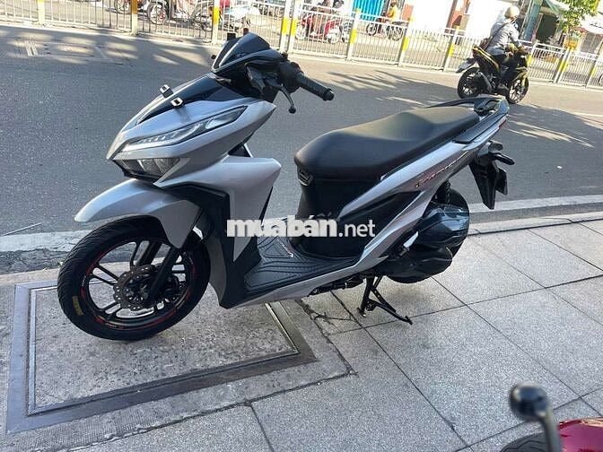 Honda Vario 150 2020 Bạc