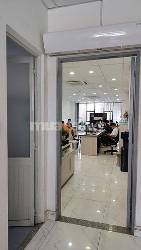 Cho thuê Nhà mặt tiền 118 Đường Phan Văn Hớn, 1Hầm, 6 Tầng, PCCC ĐẠT