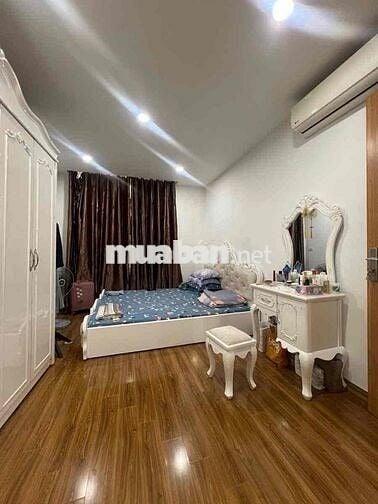 Bán nhà chung cư  Udic Siverside phó Minh Khai 67m2 tầng 18 giá 6 tỷ s