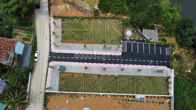 Bán lô đất ngay sát ngã ba chợ Hòa Lạc full thổ cư.