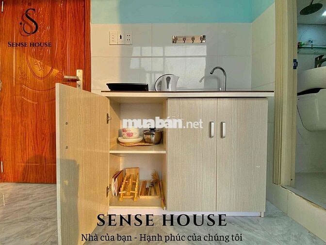 Đi bộ qua Đại Học Văn Hiến 4x-5x