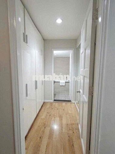 Cho Thuê chung cư hưng vượng 2   142m2 -  2 view ba