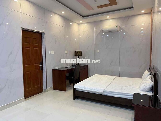 TUYỂN NHÂN VIÊN LỄ TÂN KHÁCH SẠN