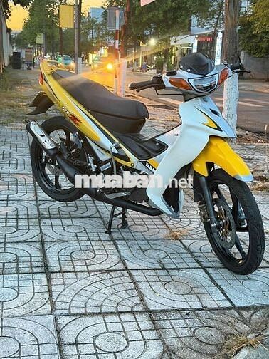 Yamaha Ya cá mập Đã sử dụng Vàng, Trắng