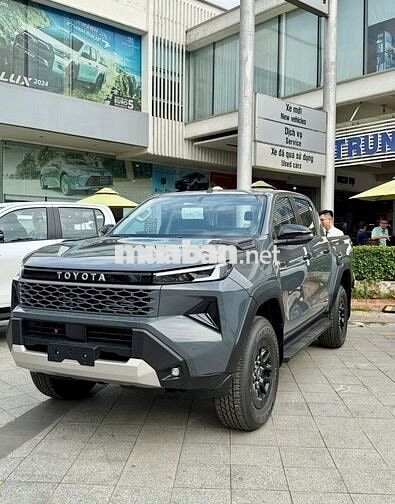 Toyota Hilux 2.8AT Tự động Thái Lan - BAO GIÁ TỐT