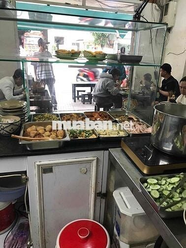 cần gấp phụ làm quán cơm , bún bò