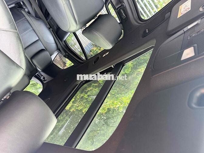 Ford Everest Titanium 2.0L  2 cầu bản cao cấp