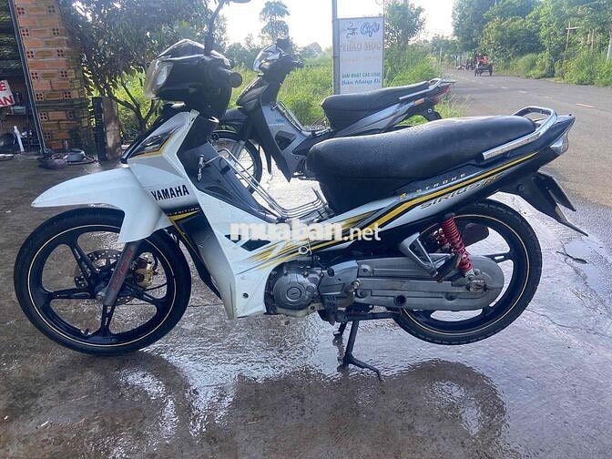 Yamaha Sirius 2015 chính chủ từ đầu xe zin êm đẹp