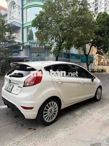 Ford Fiesta AT bản S 2014 Trắng 91000 km