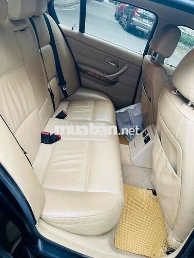 BMW 320i 2008 Đen 5 chỗ