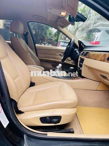BMW 320i 2008 Đen 5 chỗ