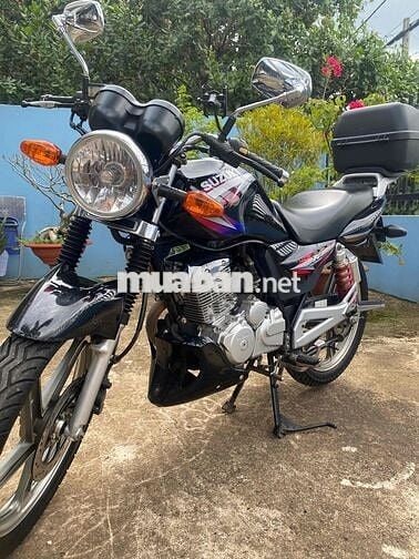 Suzuki EN150-A Đen Cổ điển
