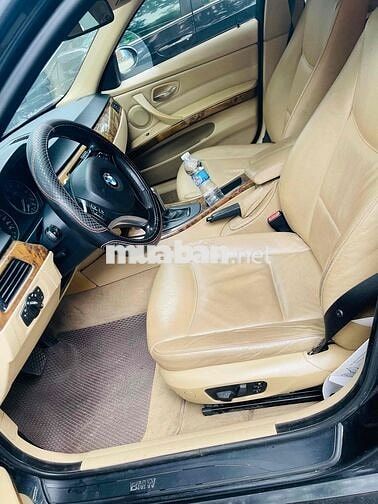 BMW 320i 2008 Đen 5 chỗ
