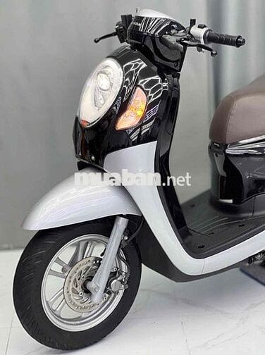 Honda Scoopy 110 2022 bstp 9c nợ xấu trả 50% ạ
