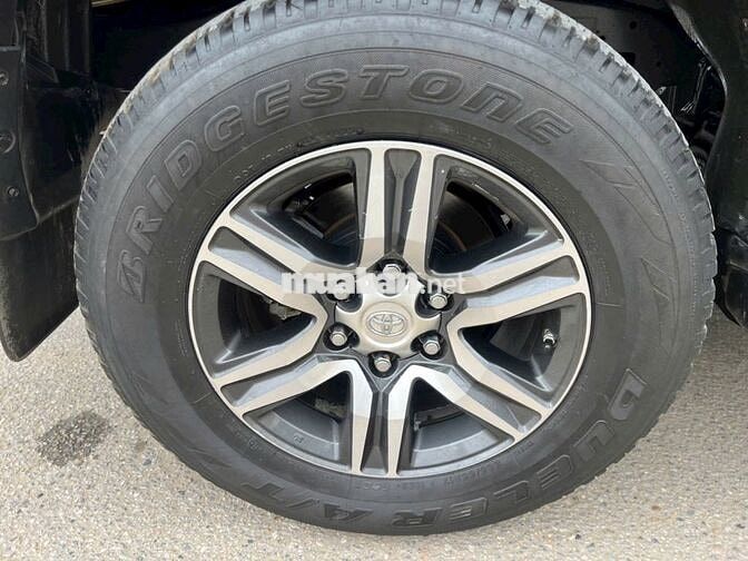 Toyota Fortuner 2.4G 4x2AT 2021 Tự Động Dầu