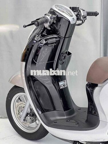 Honda Scoopy 110 2022 bstp 9c nợ xấu trả 50% ạ