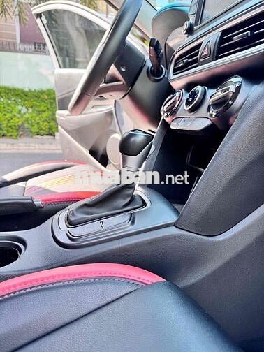 Hyundai Kona 2021 Tiêu chuẩn Trắng Tự động