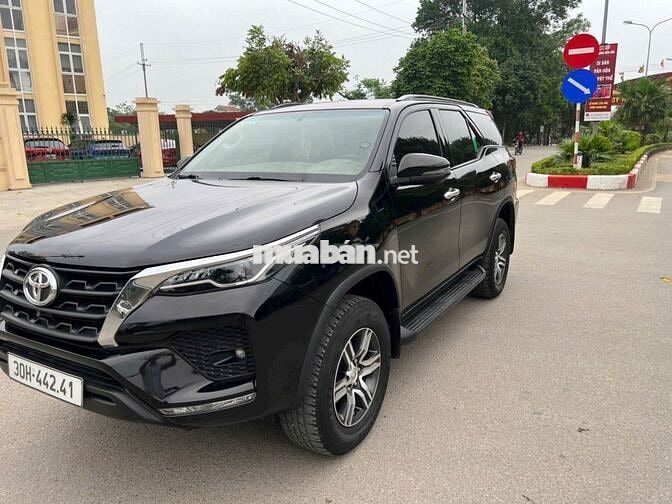 Toyota Fortuner 2.4G 4x2AT 2021 Tự Động Dầu