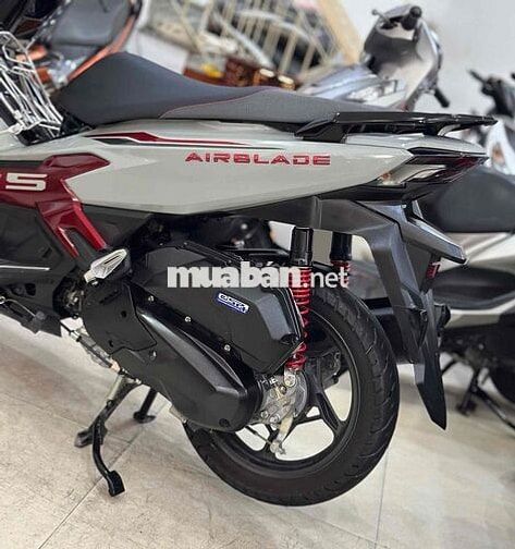 Honda Air Blade 2024/4V .Xám Đỏ Đem.Bản Bỏ Mẫu