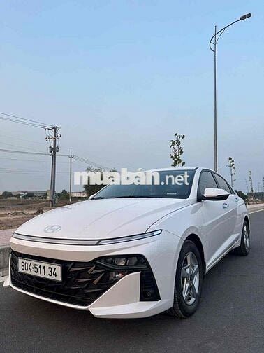 Hyundai Accent 2024 1.5 AT Đặc biệt 4000 km Trắng