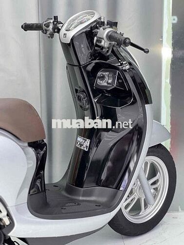 Honda Scoopy 110 2022 bstp 9c nợ xấu trả 50% ạ