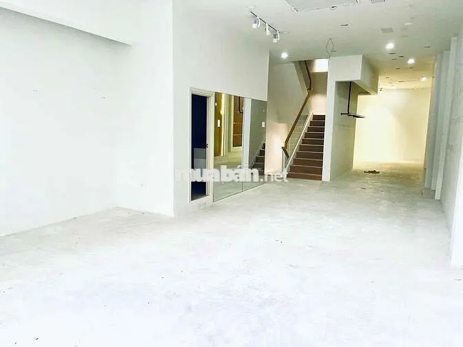 SIÊU HÓT ! CHO THUÊ NHÀ 497C VÕ VĂN TẦN QUẬ N 3 - 4 TẦNG SUỐT