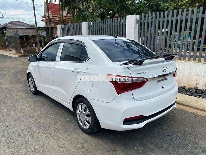 Hyundai i10 2017 1.2MT Base Trắng