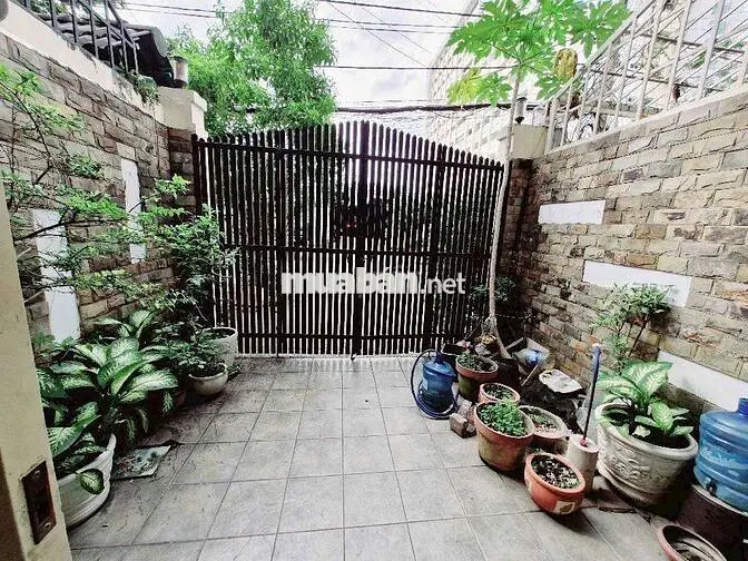 mặt tiền kinh doanh ,cao lỗ, quận 8, 4 tầng, 4mx20m ,nhỉnh 14,x tỷ