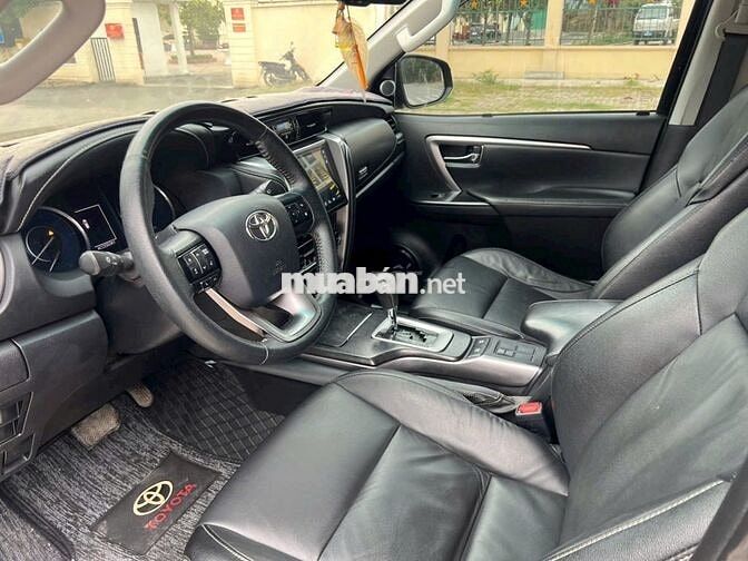 Toyota Fortuner 2.4G 4x2AT 2021 Tự Động Dầu