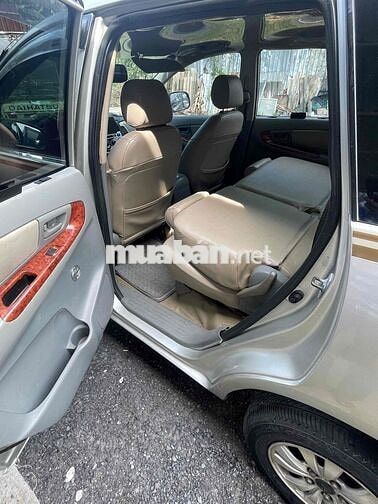 Toyota Innova Bạc 7 chỗ có màn hình, camera lùi