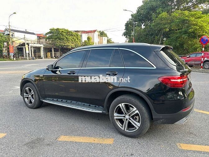 Mercedes Benz GLC 250 4Matic cuối 2016. Xe đẹp Zin