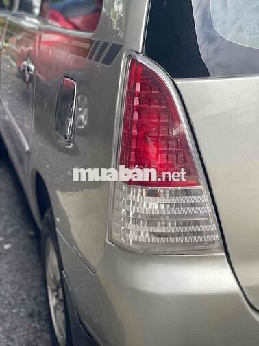 Toyota Innova Bạc 7 chỗ có màn hình, camera lùi