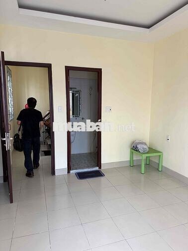 Cho thuê nhà Góc 2MT Phan Đăng Lưu , PN 4x9m 3Lầu giá 26triệu