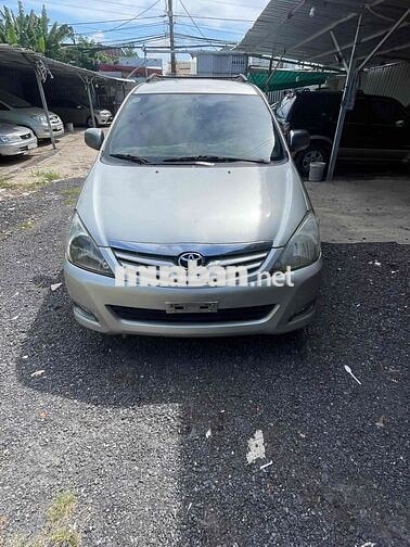 Toyota Innova Bạc 7 chỗ có màn hình, camera lùi