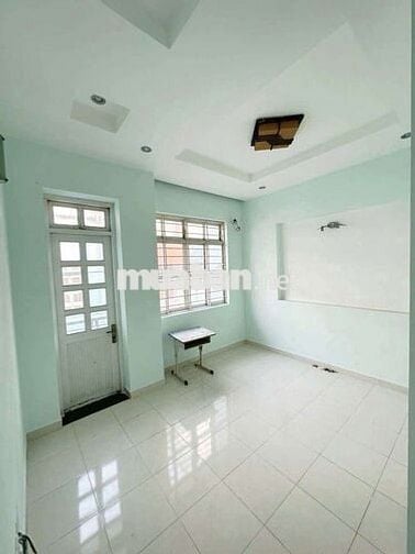 Đình Nghi Xuân. Quận Bình Tân (3pn, 3wc). hẻm xe hơi. Dtsd 192m2