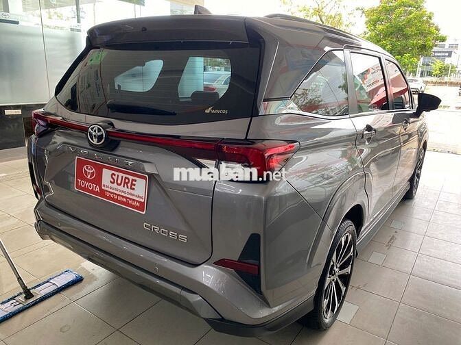 Toyota Veloz Cross TOP 2022 Tự động Xám